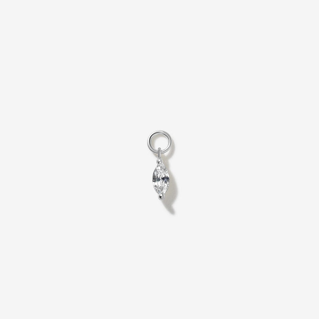 Quay hoop charm