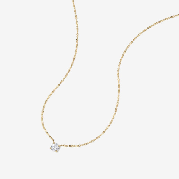 Max round diamond necklace