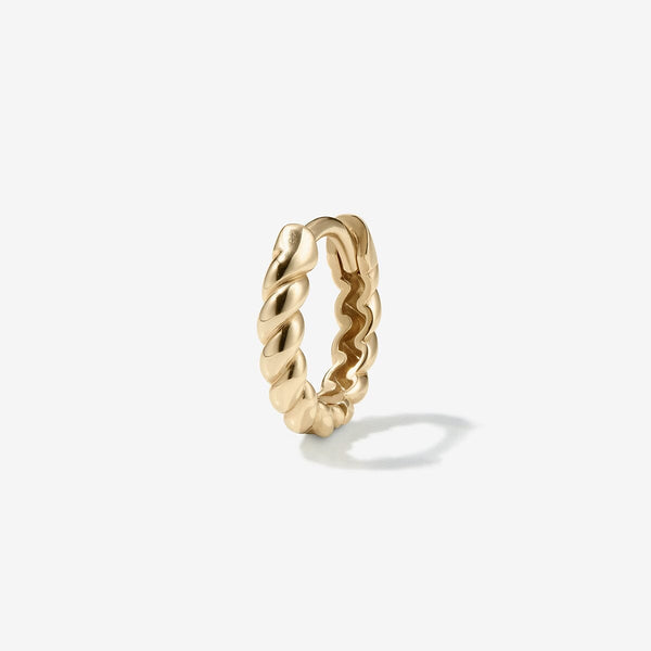 Smith rope hoop piercing